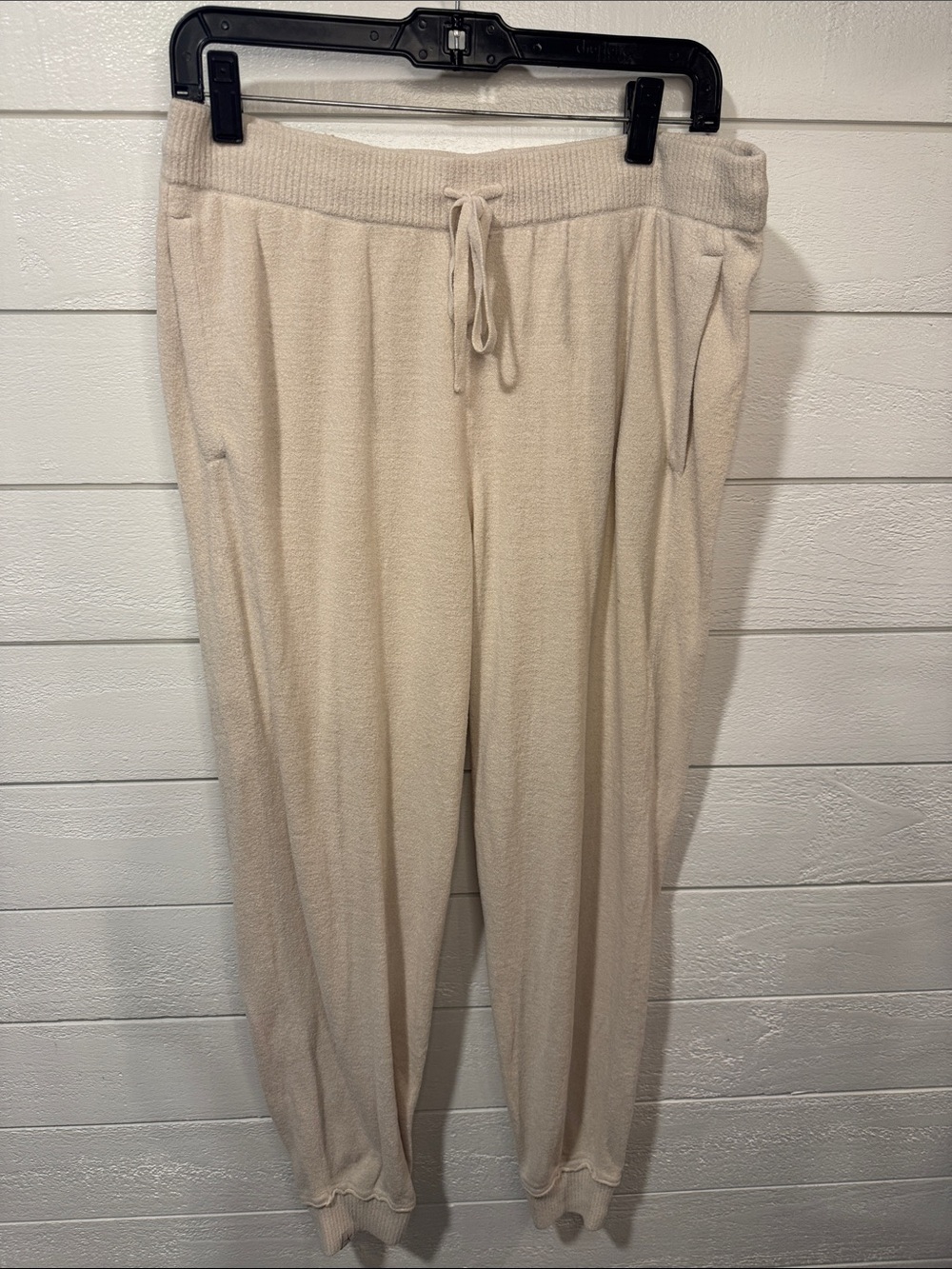 BAREFOOT DREAMS Cozy Chic Ultra Lite Cream Jogger Pants - Women's- Large